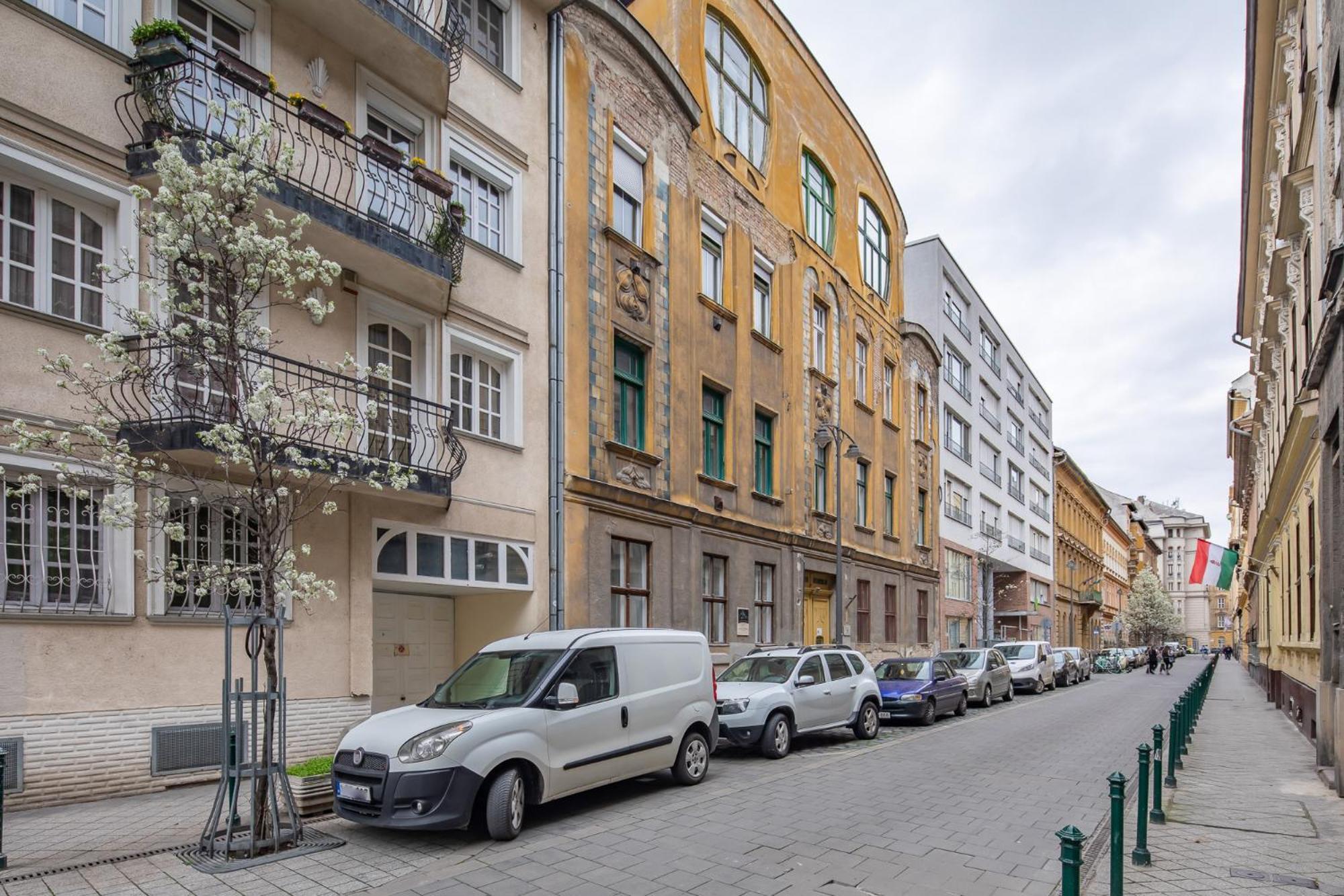 Very Central New Comfy Studio Loft Budapest